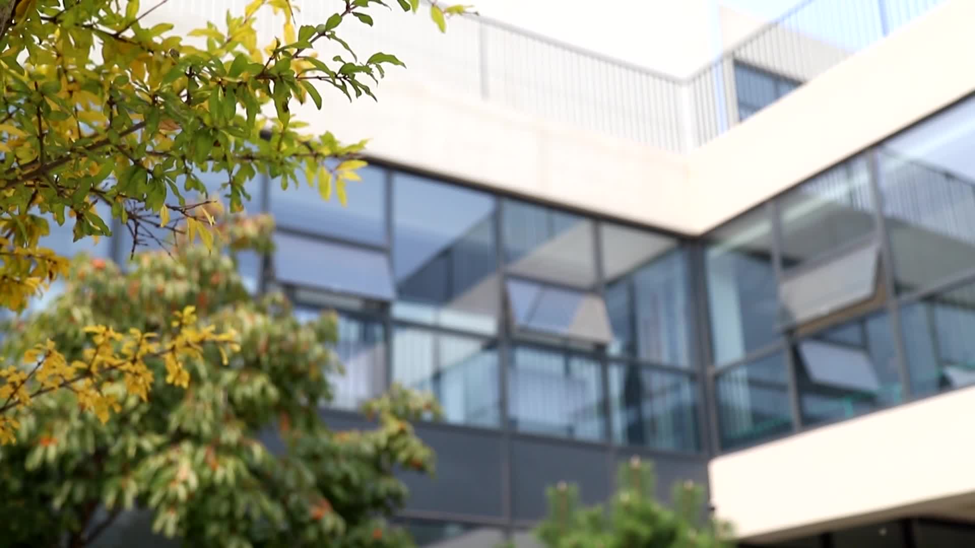 威海市望海园中学获评山东省园林式单位荣誉称号