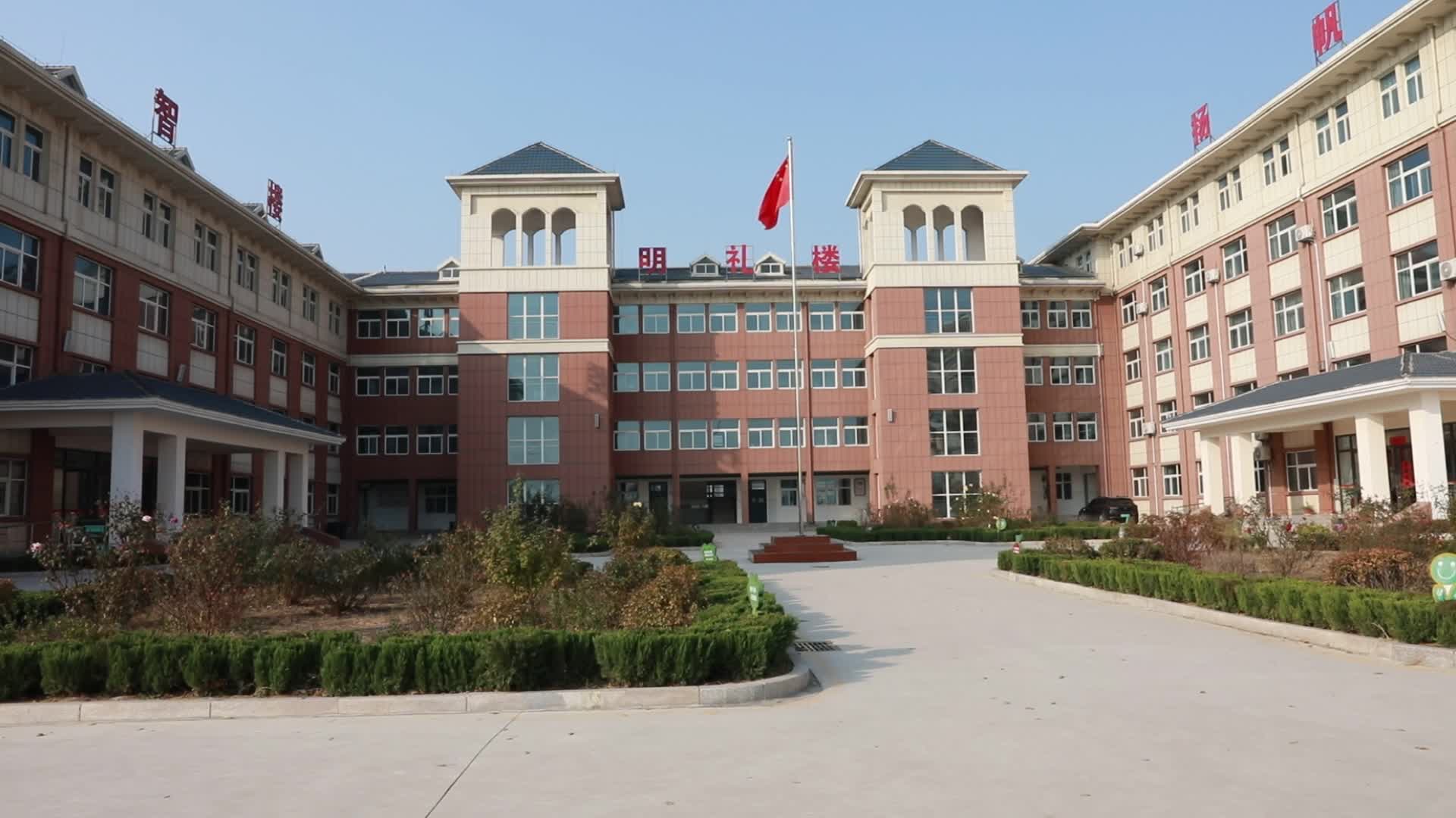 郓城:送课下乡作示范 真情帮扶促振兴