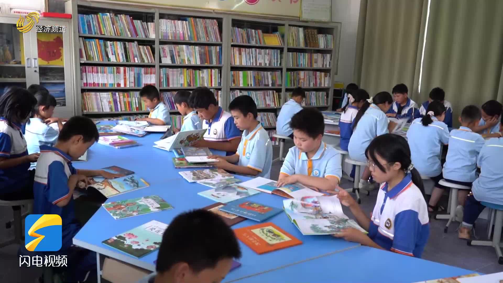 福彩暖童心 書香伴成長——“為福添彩 關愛兒童公益行動暨志愿服務活動”為菏澤農村娃送上六一‘心’禮物