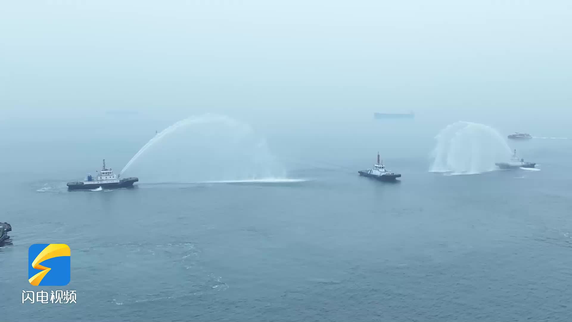 全国首艘氢电拖轮入列山东港口青岛港 填补多项国内空白