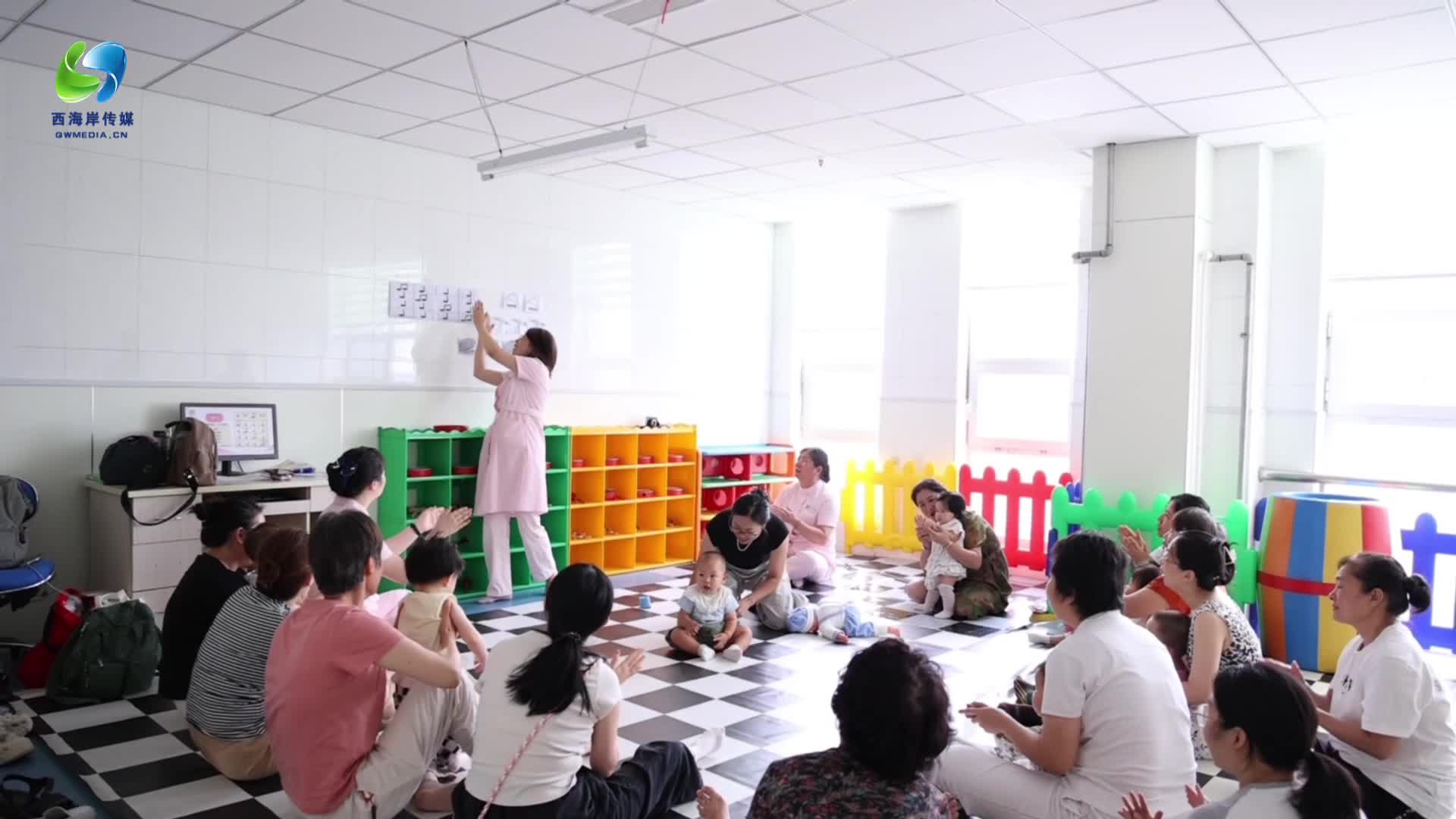 区妇幼计生中心开展奥尔夫音乐亲子课暨“沉浸式就医体验”活动