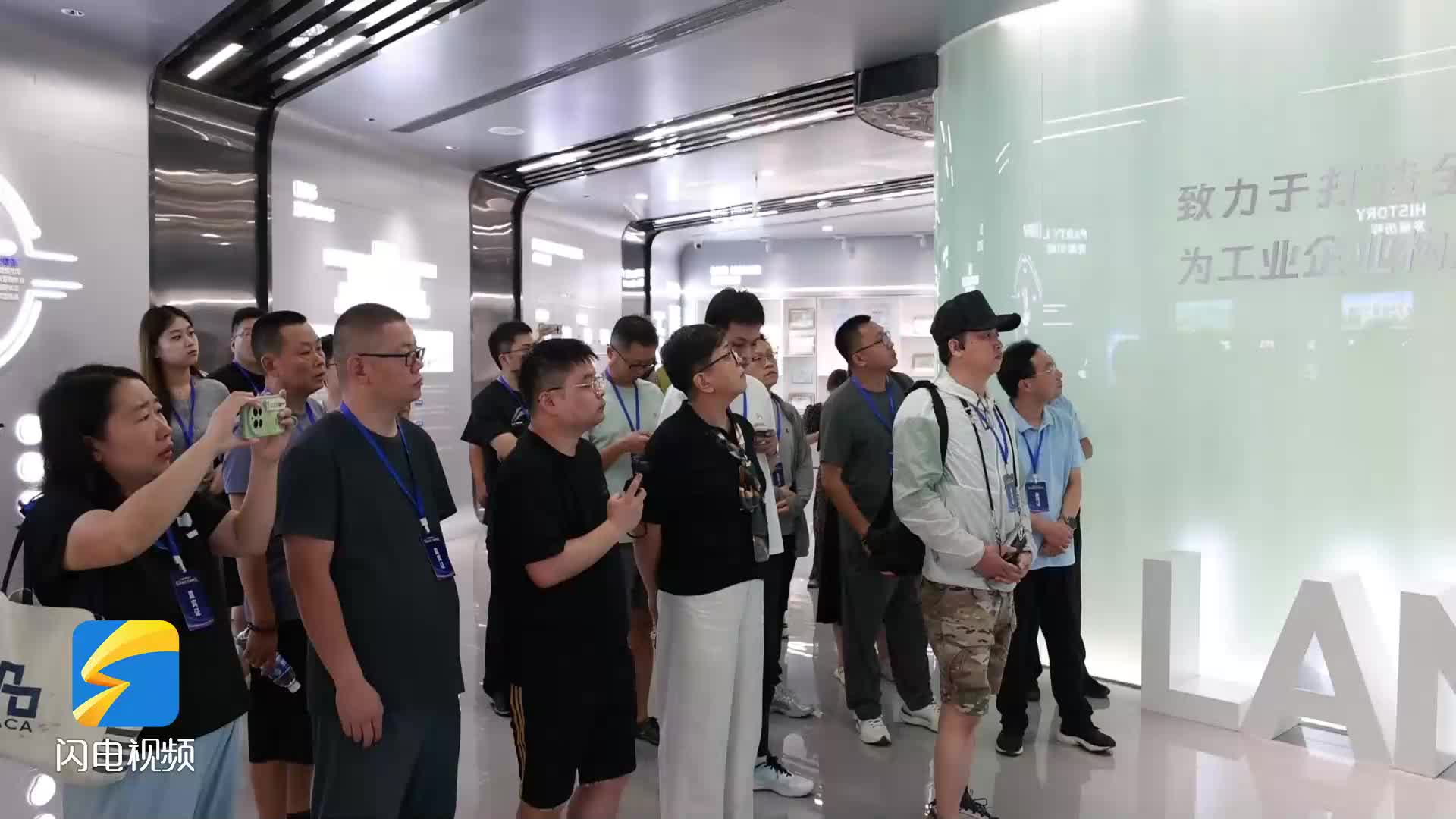 “高質(zhì)量發(fā)展中國行——冠軍制造 工賦山東”報道團(tuán)走進(jìn)濰坊