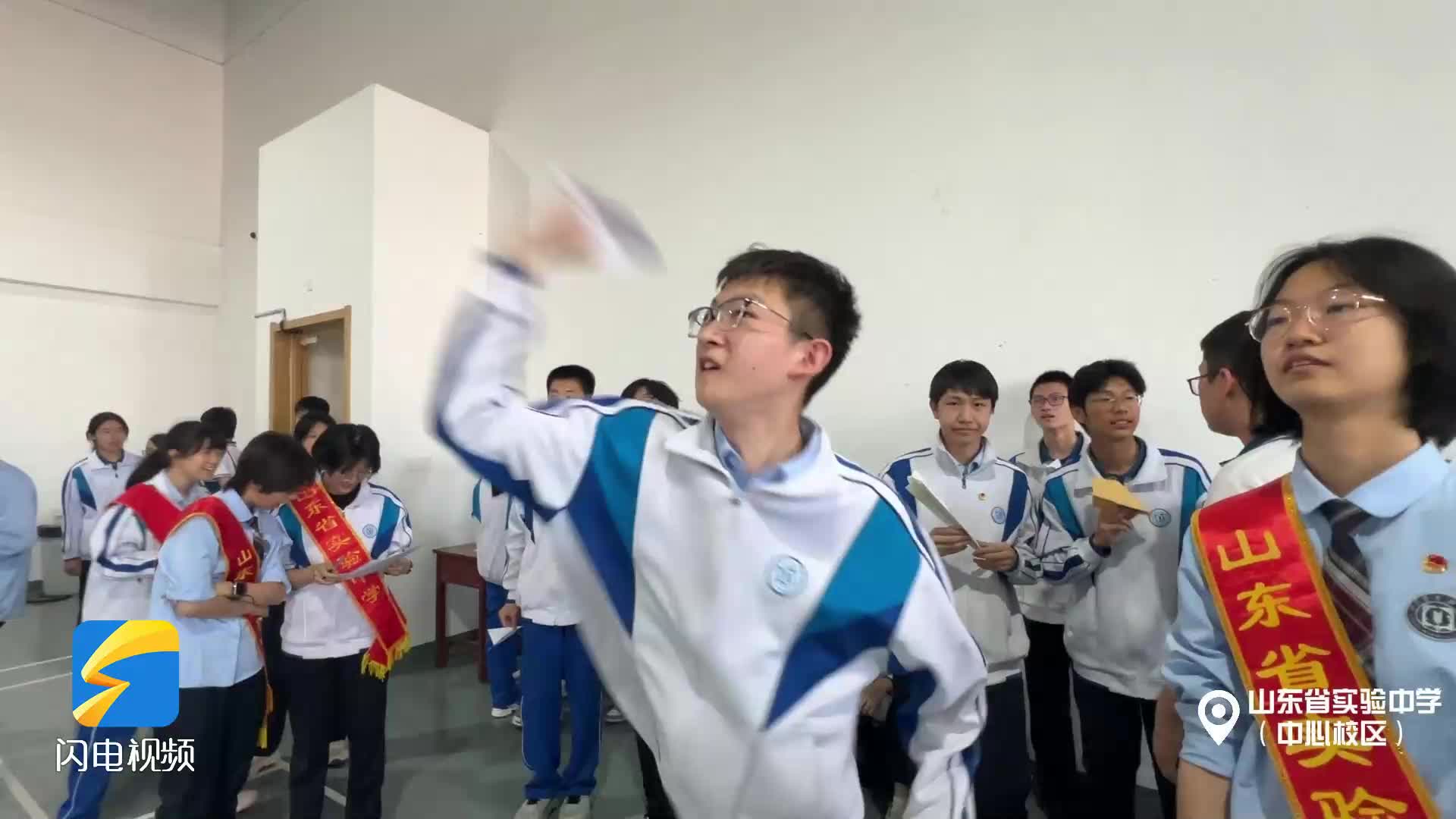 学霸的纸飞机有多强？看山东省实验中学学子玩转科学飞行