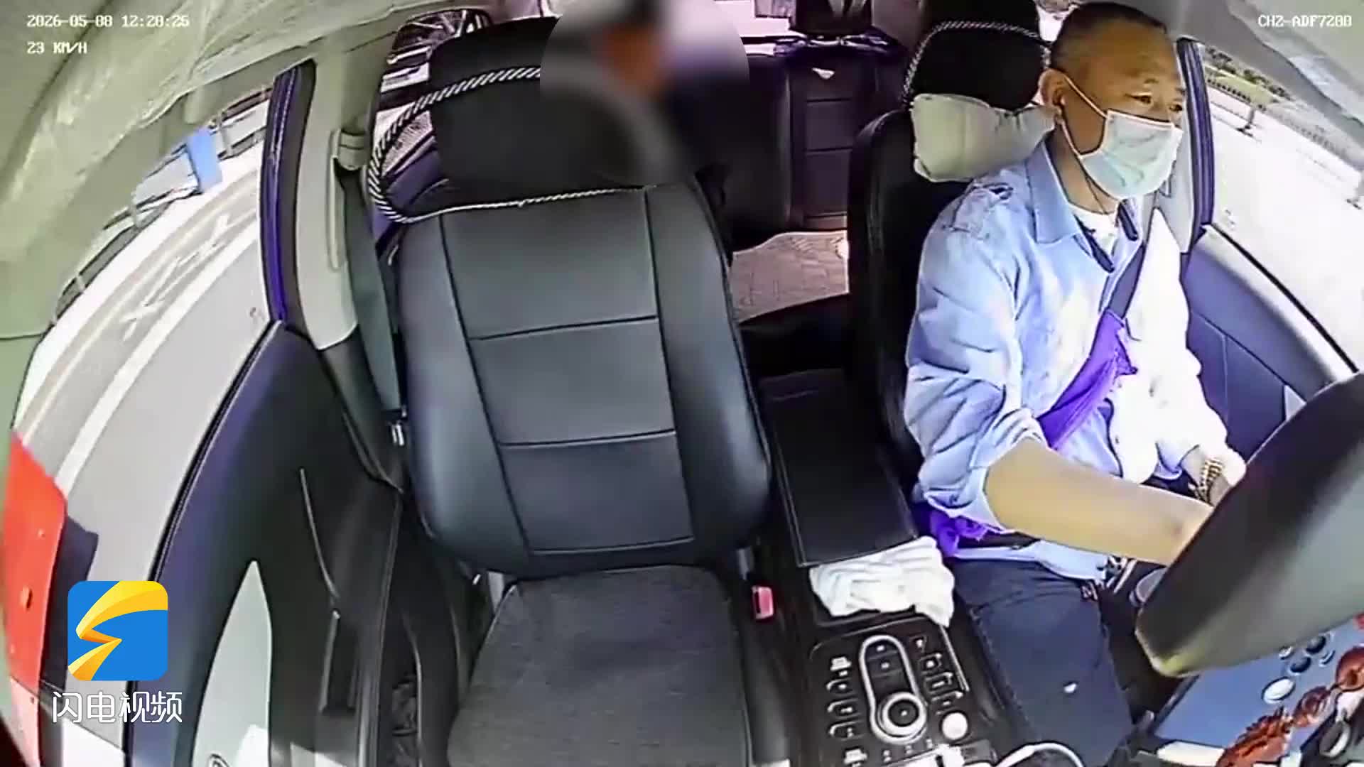 半小时的路13分钟赶到！济南的哥争分夺秒 紧急护送断指乘客就医