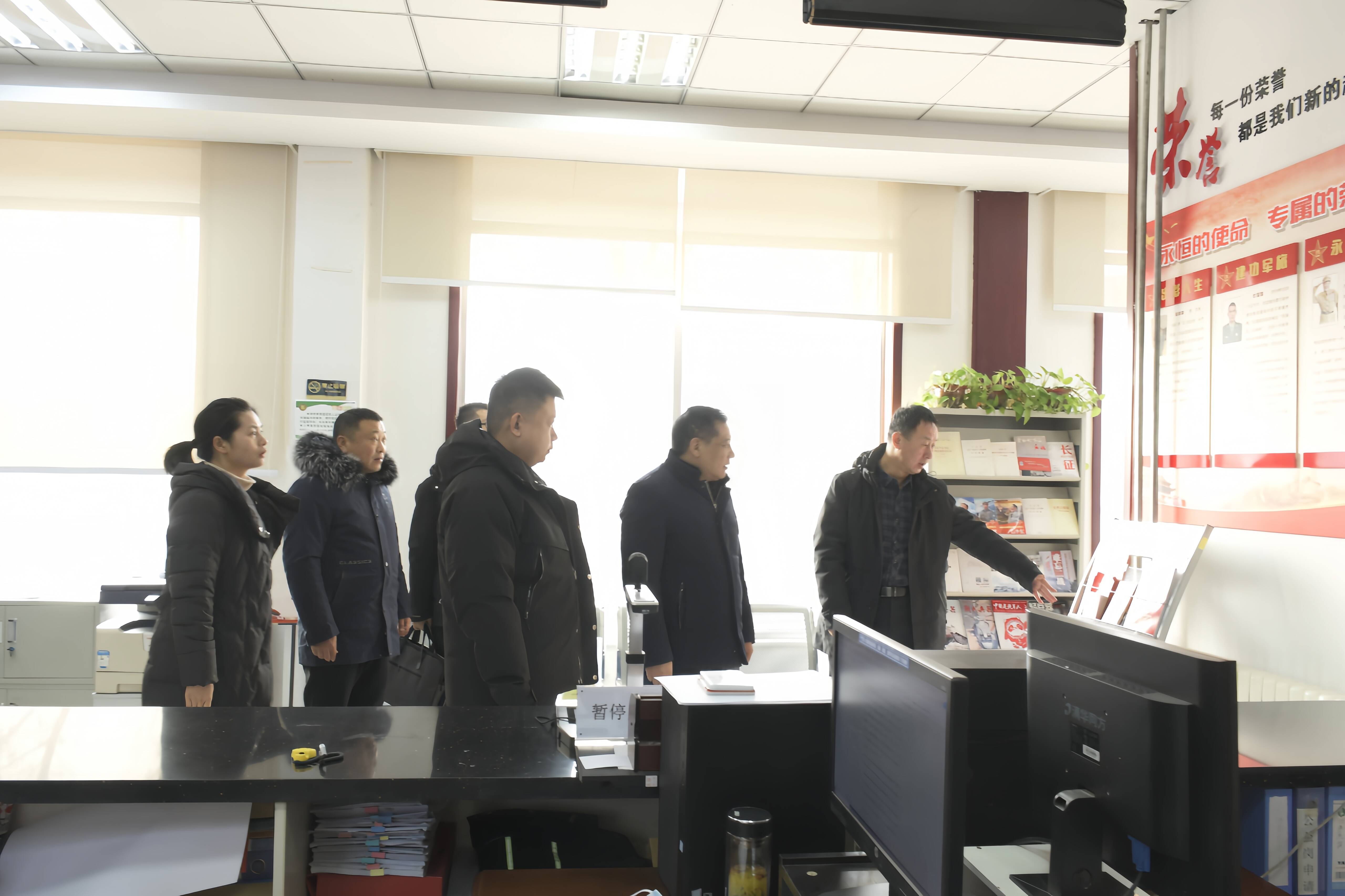 区委宣传部到药山街道调研全民国防教育工作开展情况