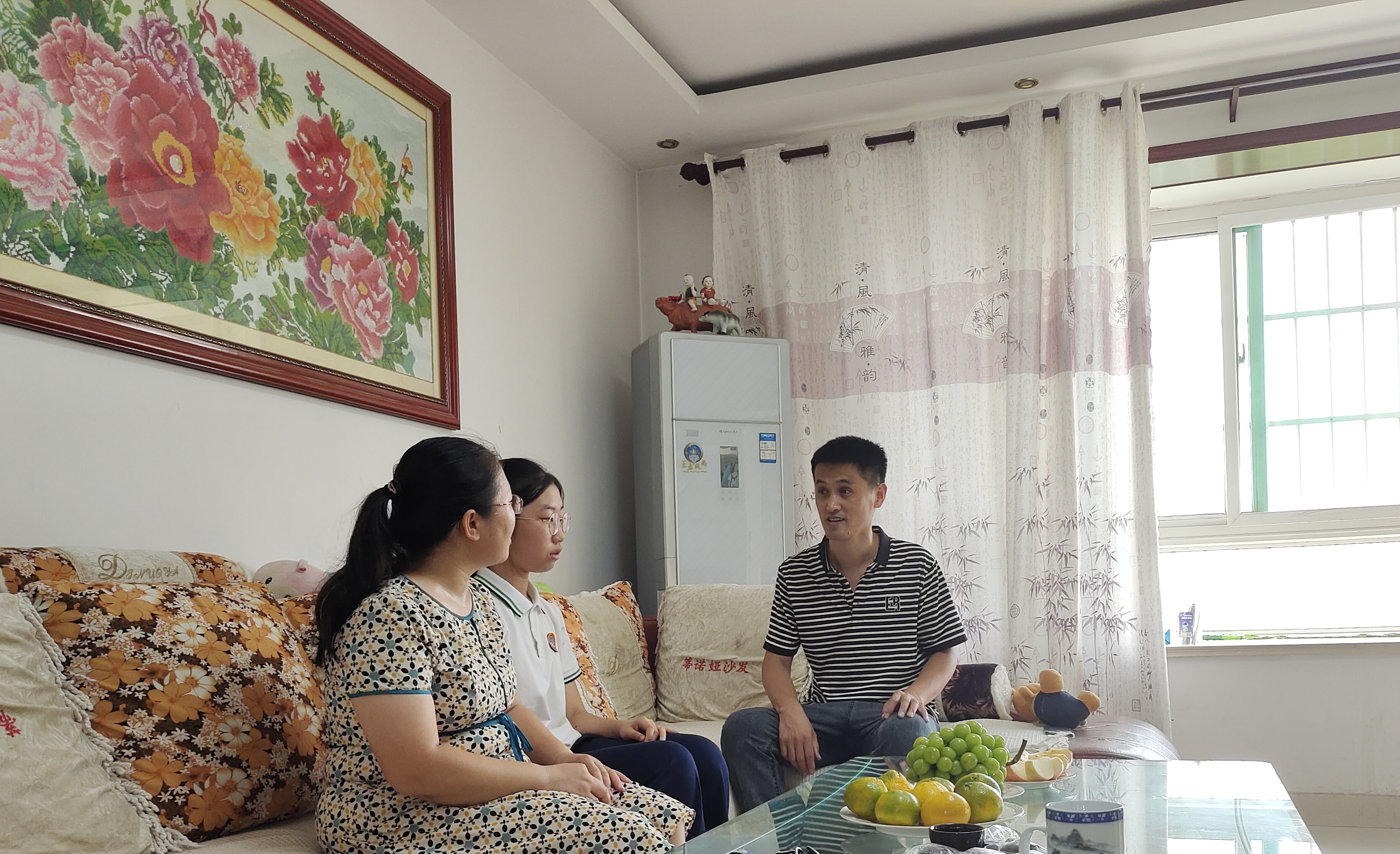  东营市“感动家长”十佳教育人物 _东营市西城教育机构_