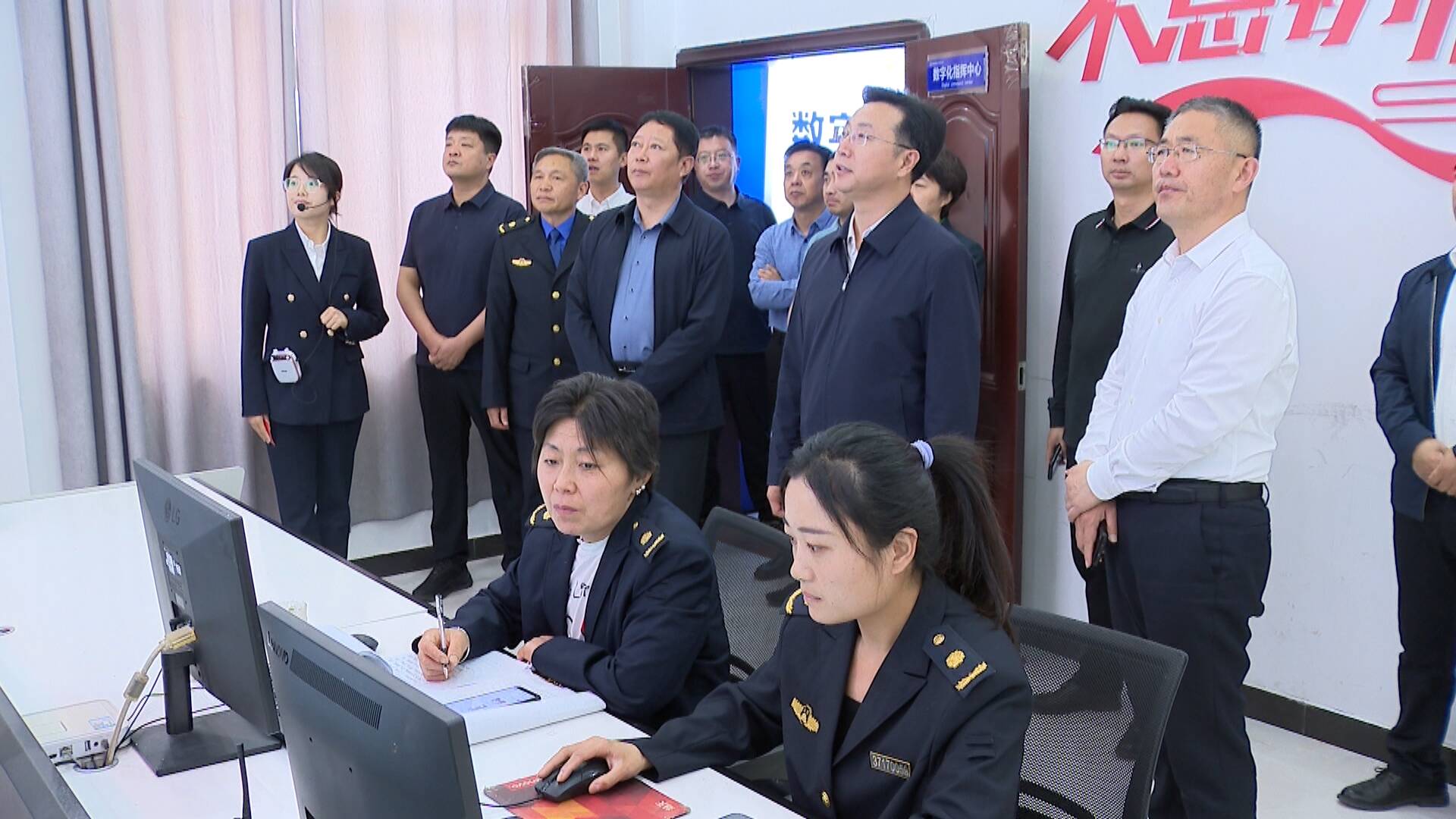 茌平区党政考察团来巨野县考察学习小城镇综合提升工作