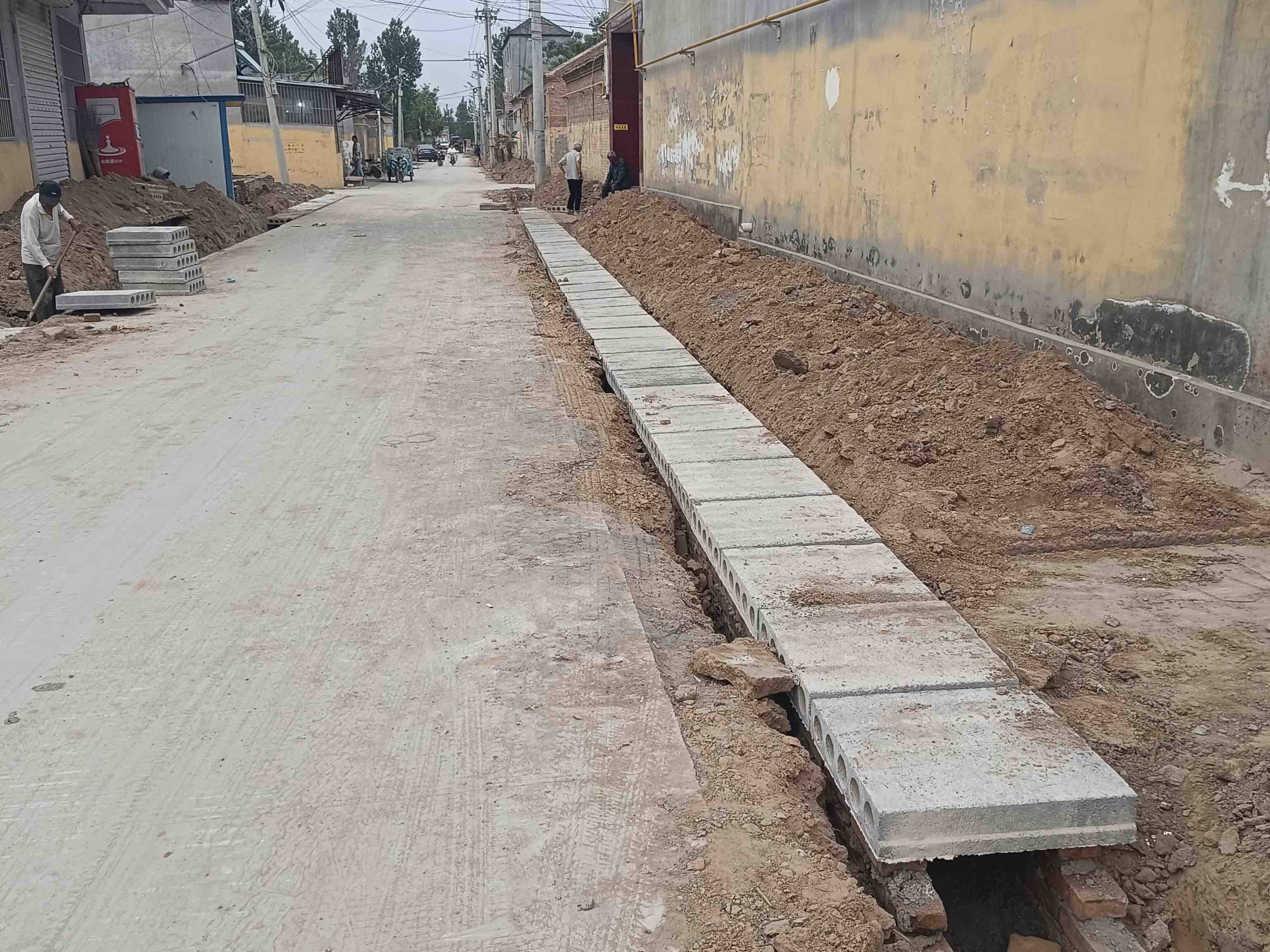 郓城县武安镇:修缮排水沟 排水又排忧