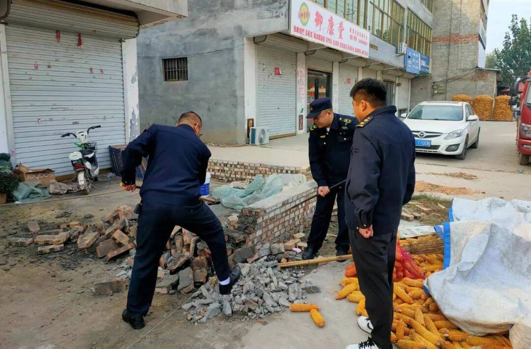 常乐集镇开展乱修乱建专项整治行动