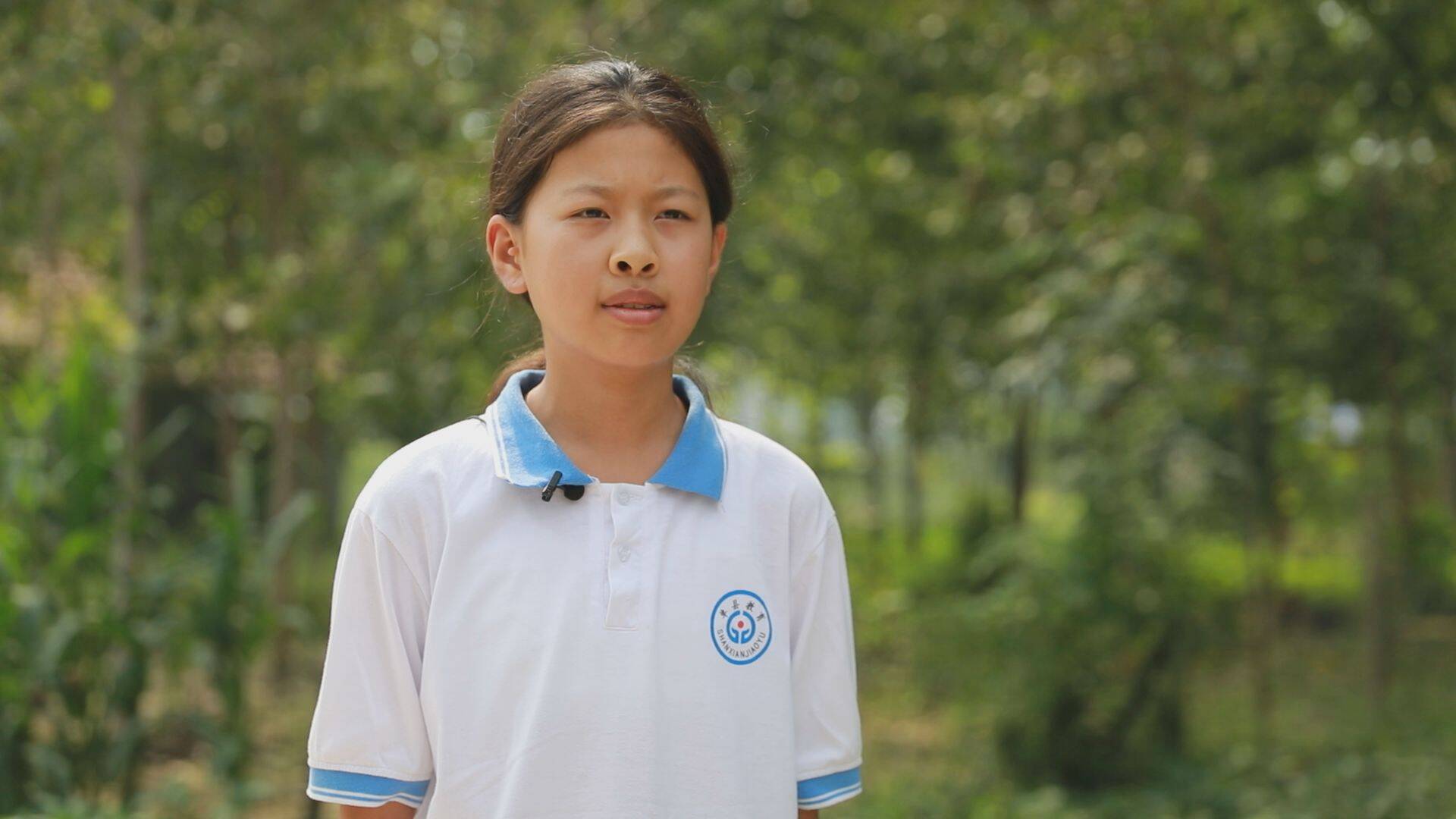 闪电号>媒体>单县融媒>单县李田楼镇中学学生王艺欣说:"听了刘奶奶的