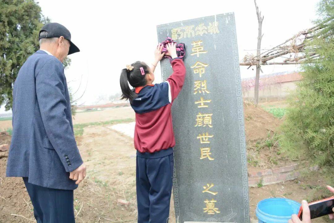 潍坊市烈士陵园图片