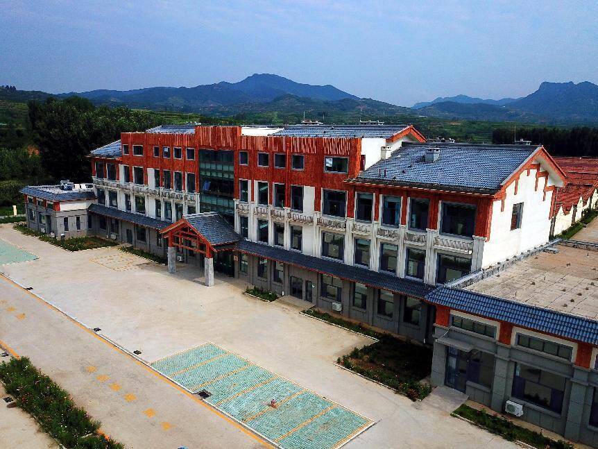 临朐县辛寨镇建机场图片