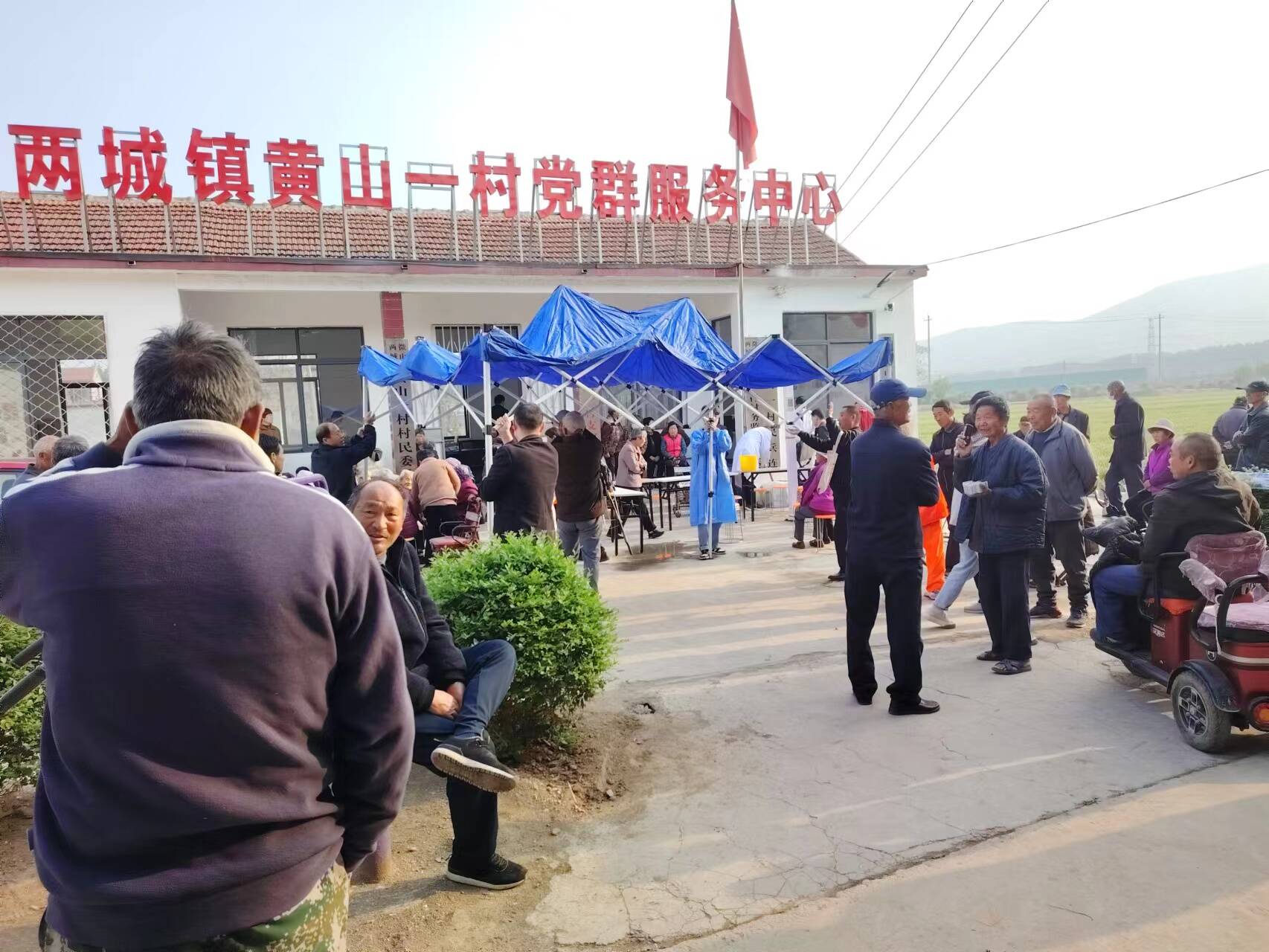 济宁市微山县两城镇扎实开展第36个爱国卫生月活动