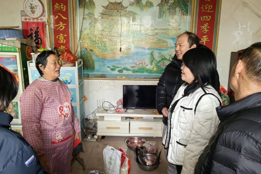 平邑县武台镇商会新联会开展走访慰问活动