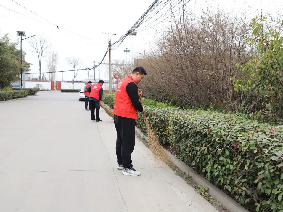 践行雷锋精神展现青年风采宁阳县华丰镇组织开展学雷锋正青春系列志愿