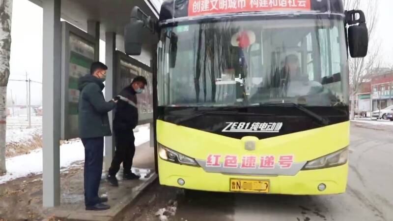 禹城快递搭上客货邮年货送到家门口