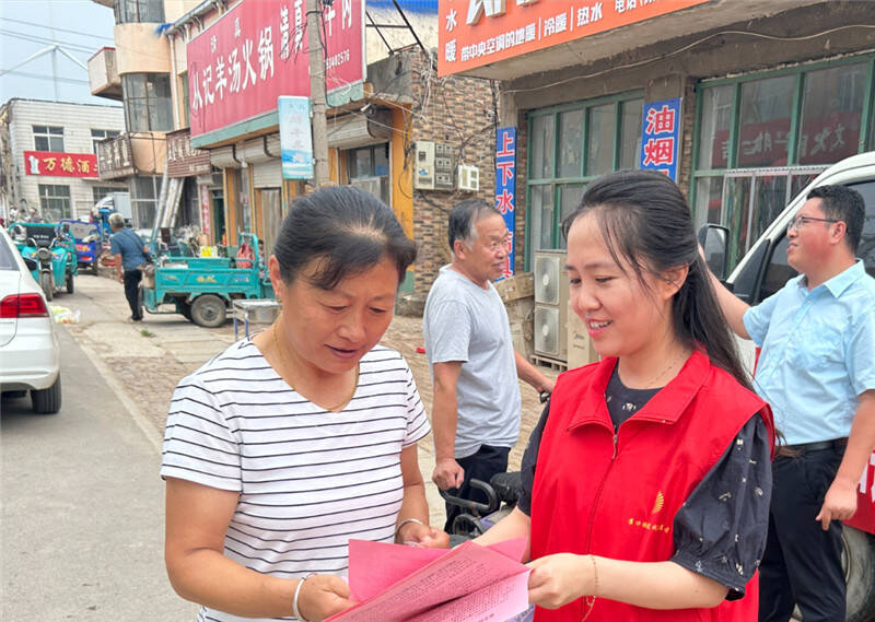 庆云县崔口镇共话好家风建设幸福家