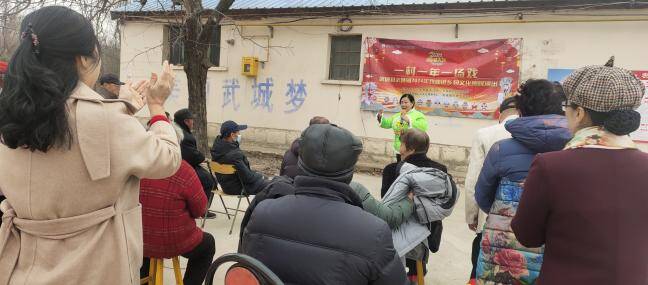 武城县武城镇后马棚村开展一村一年一场戏文化惠民演出活动