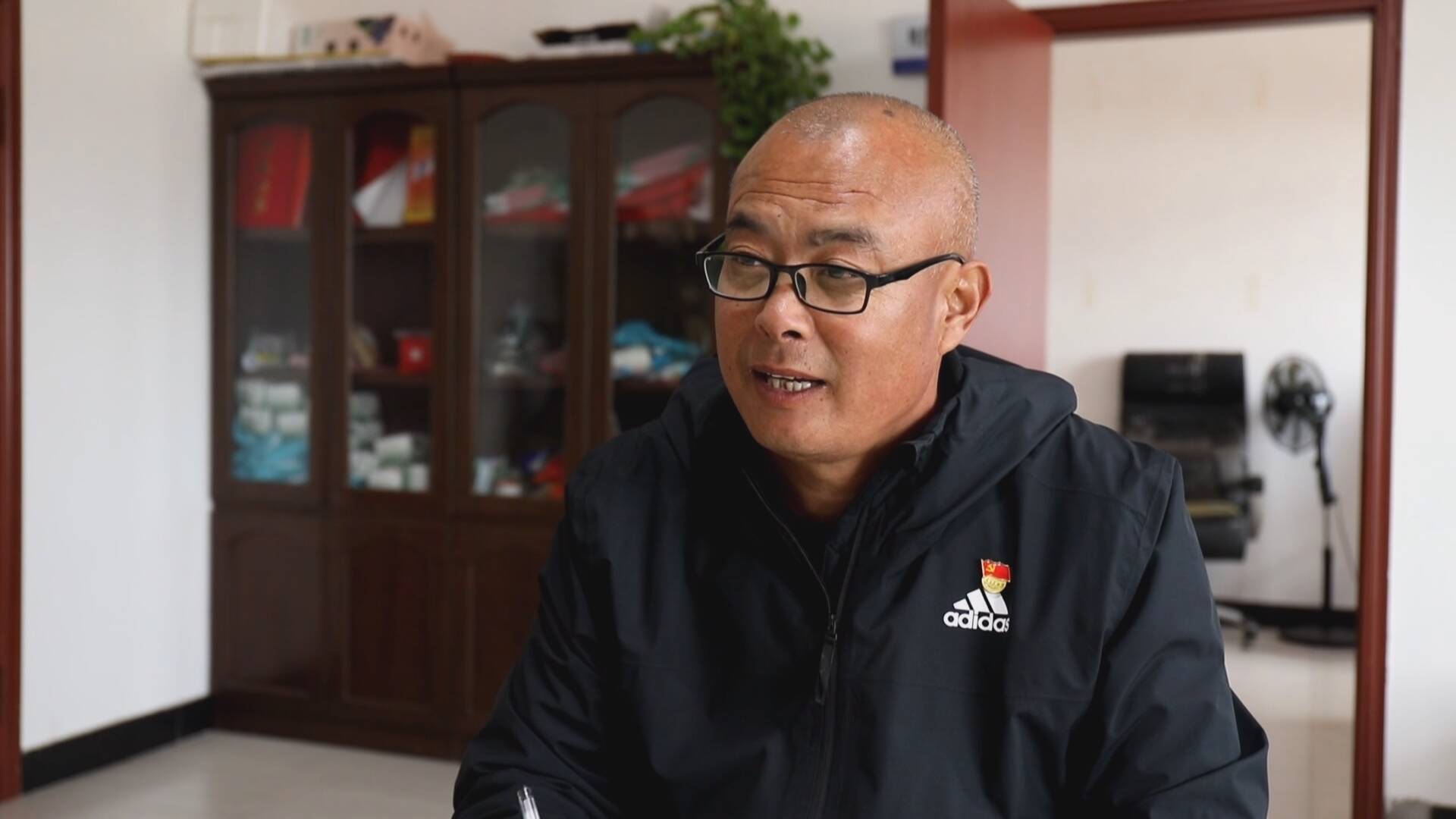 威海荣成市刘俊军一心为民践初心