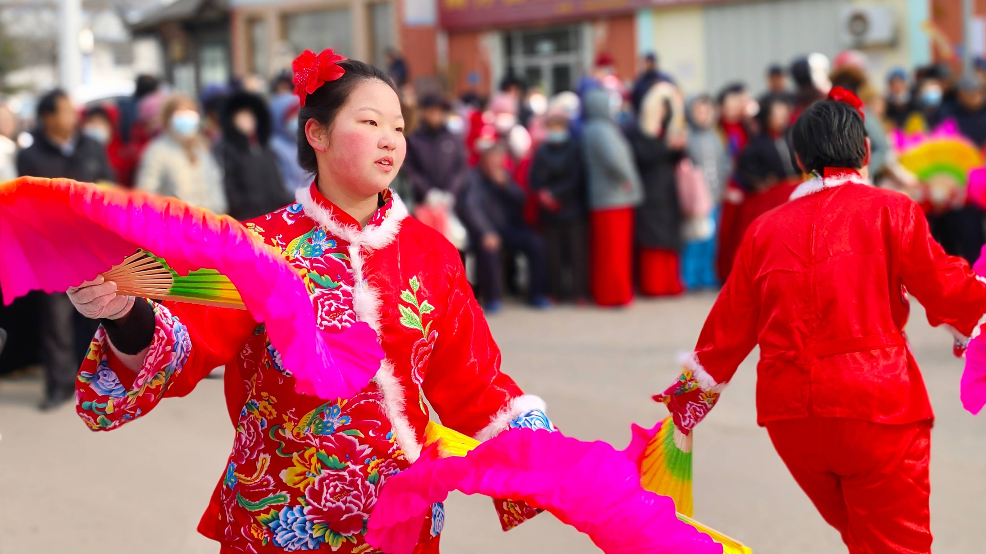 乳山市乳山口镇秧歌翩翩年味盈盈