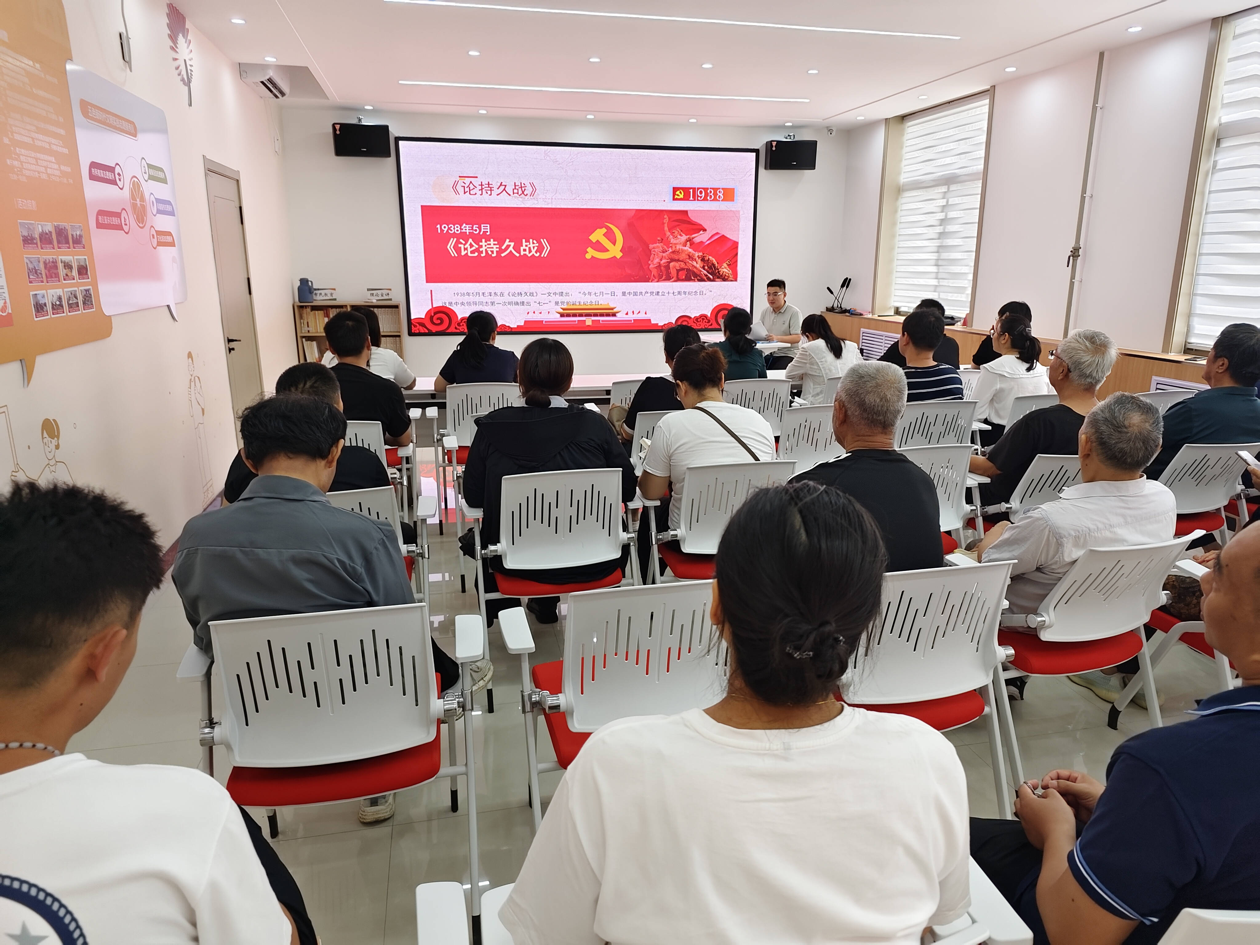 滨城区:和瑞社区开展"传承红色基因 弘扬党史精神"党史学习教育宣讲