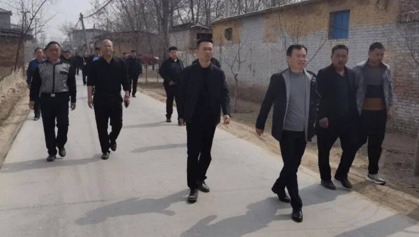 十八里铺镇开展人居环境整治提升第一阶段观摩活动