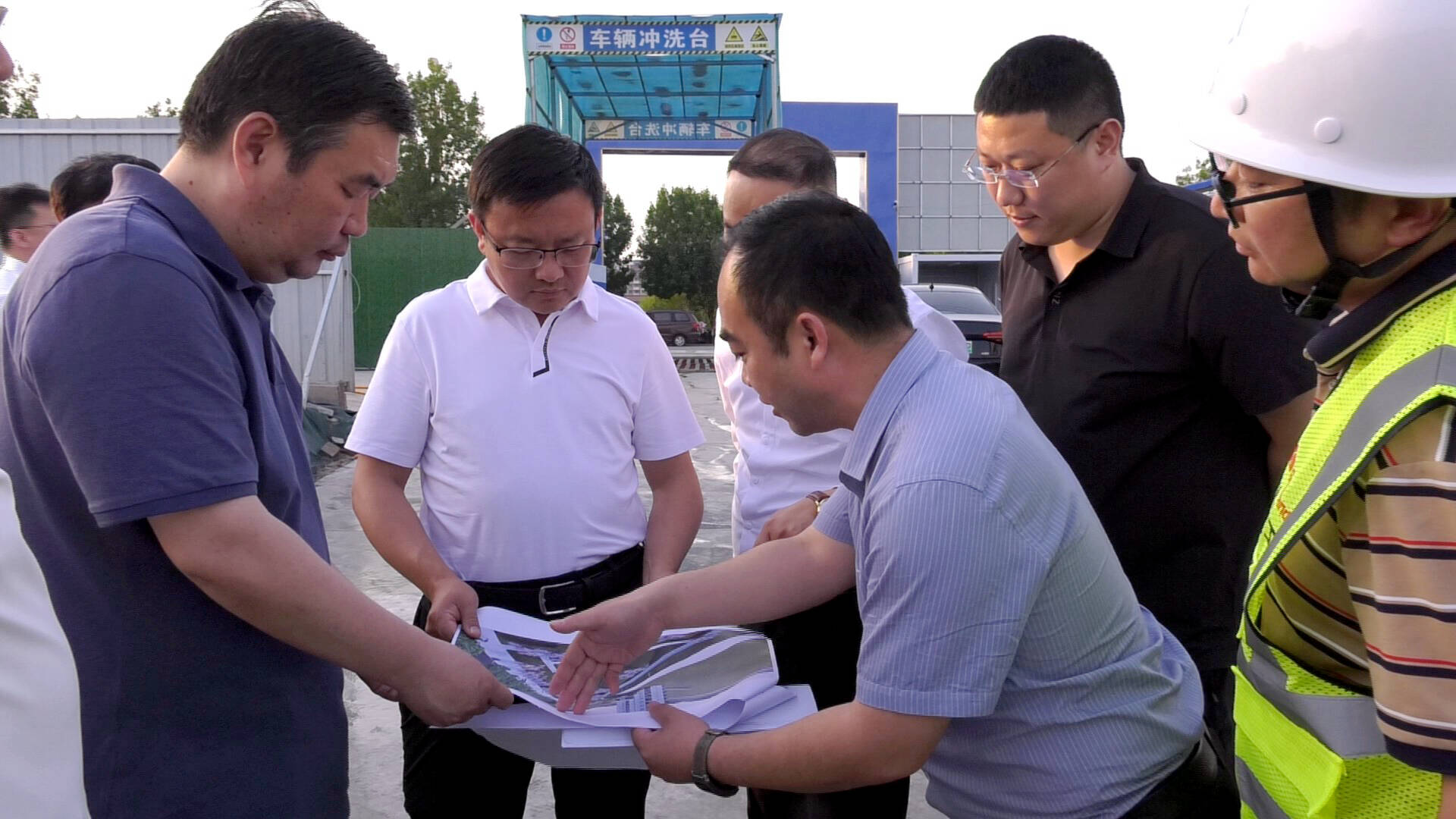 张云生到房地产开发企业进行调研