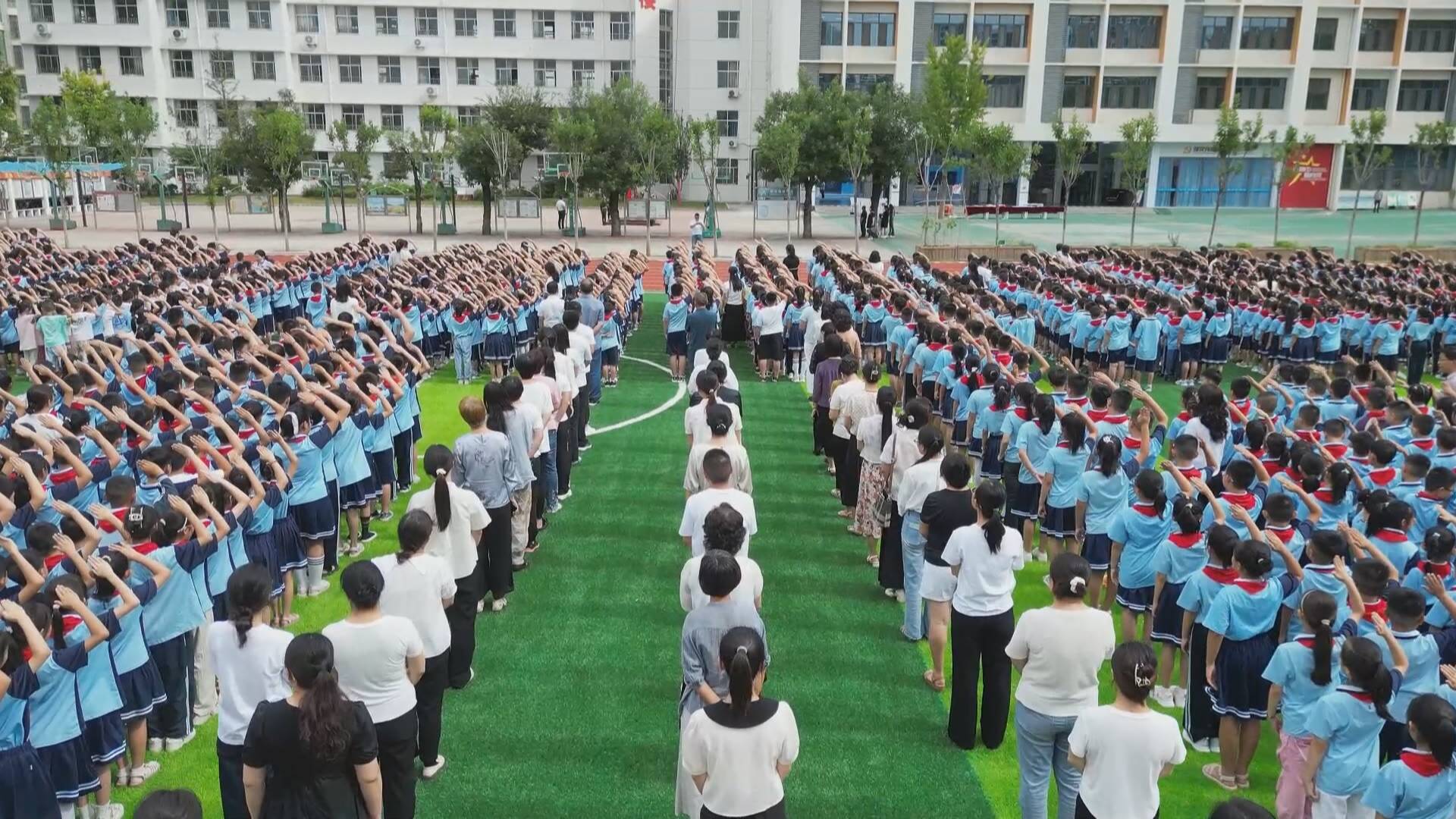 闪电号>媒体>新泰市广播电视台>开学第一课,新泰市龙池中学,平阳小学