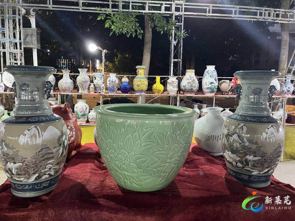 清乾隆琺瑯彩花鳥図紋天球瓶 景徳鎮 陶磁器 装飾品 工芸品 美術