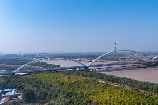 “世界第一拱”飞跨“黄河时代”|项目深化年8个维度瞰济南