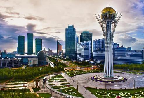 哈萨克斯坦官方：预计未来5年国家经济年均增长5.8%