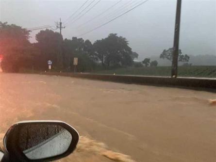 臺灣嘉義遭遇暴雨土石流 2人不幸離世