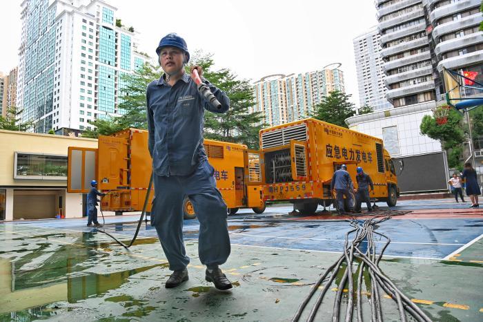 南方電網調260多輛應急發電車助深圳搶修復電