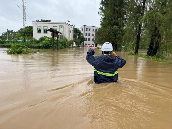 廣東陽江、茂名多條中小河流水位漲水迅速