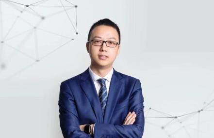 阿里新任CEO吴泳铭宣布两大战略重心：用户为先、AI驱动