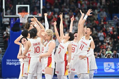 （杭州亚运会）综合消息：田径收官中国队再获突破  力克日本中国女篮成功卫冕