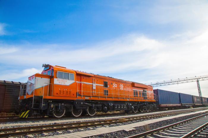 内蒙古二连浩特铁路口岸进出口运量今年突破1500万吨