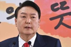 韩媒：尹锡悦最快将于12月4日改组内阁，或更换多名部长