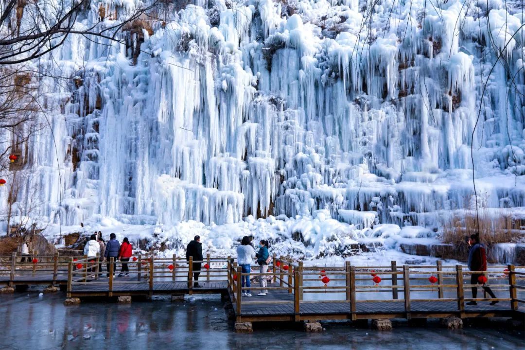 冬雪如約而至！奔赴淄博潭溪山，看雪景美如畫