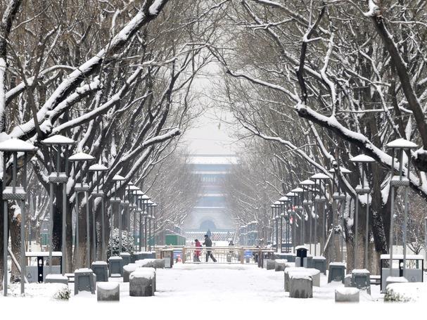 北京交警：降雪天气拥堵和事故风险加大