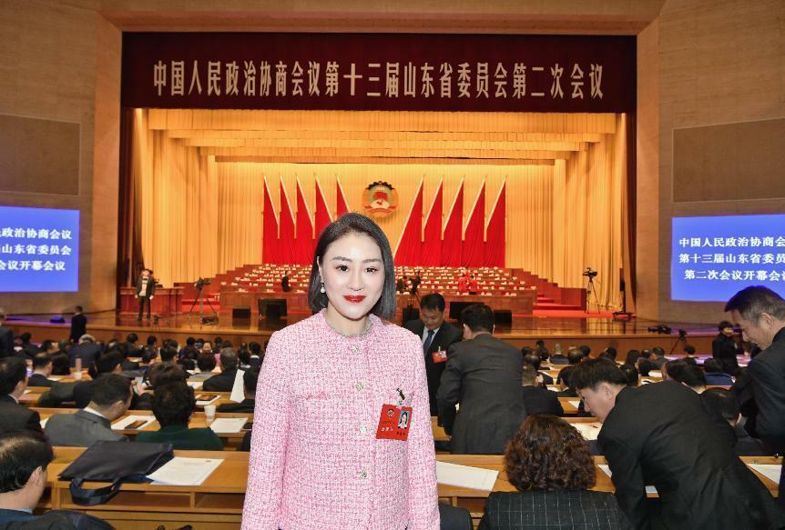 山東省政協(xié)委員商雪梅：將青少年脊柱健康列入民生實(shí)事工程