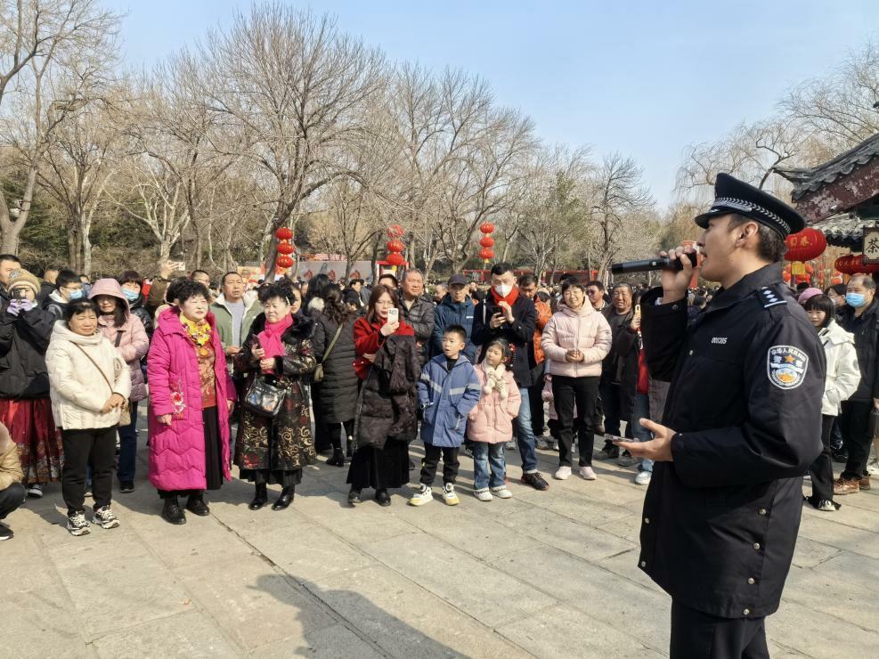 新春走基層|泉城濟南年味濃，大明湖畔“警”色新