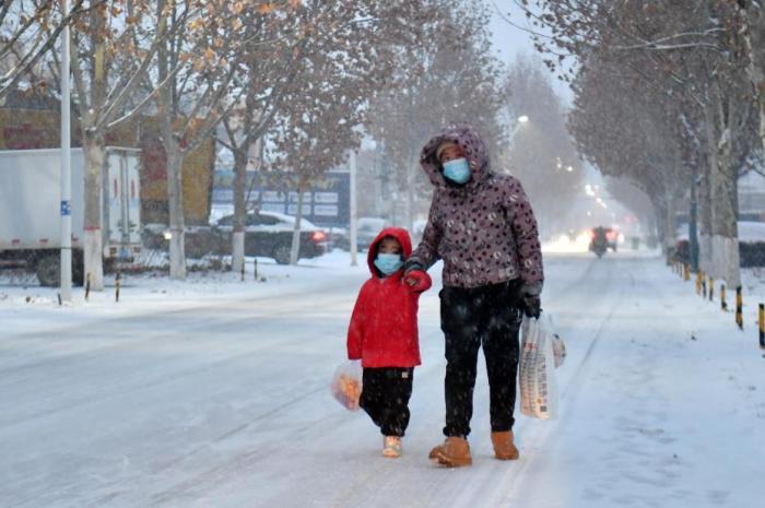 中国多地开启“急冻模式” 北方气温较常偏低4℃至10℃