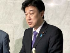 多方谴责后，日本防卫大臣回应：已经删了