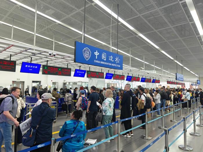 五一假期经上海邮轮口岸出入境旅客数将比春节上涨150%