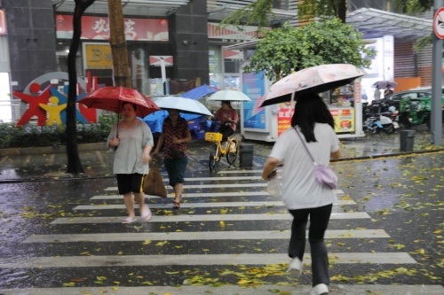 中国气象局解析南方强降雨：与厄尔尼诺存在明显关系