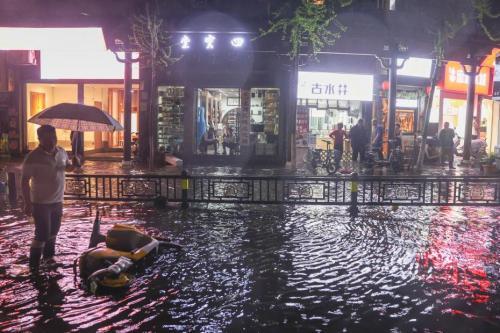 江西省气象台发布暴雨黄色预警信号