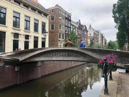 中国驻荷兰使馆提醒来荷旅游的中国公民妥善保管证件财物