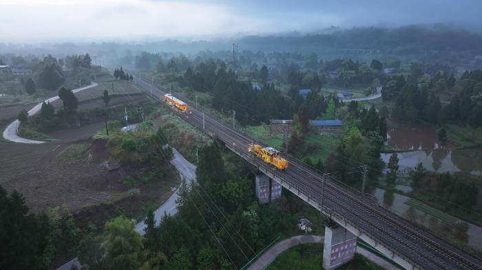 襄渝铁路、达成铁路完成2024年第一阶段大修集中修