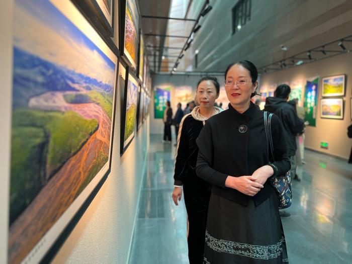 “镜游青海”摄影作品展为游客献上视觉盛宴